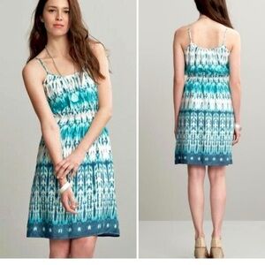 Banana Republic Blue and White 💯 silk Spaghetti Strap Sundress